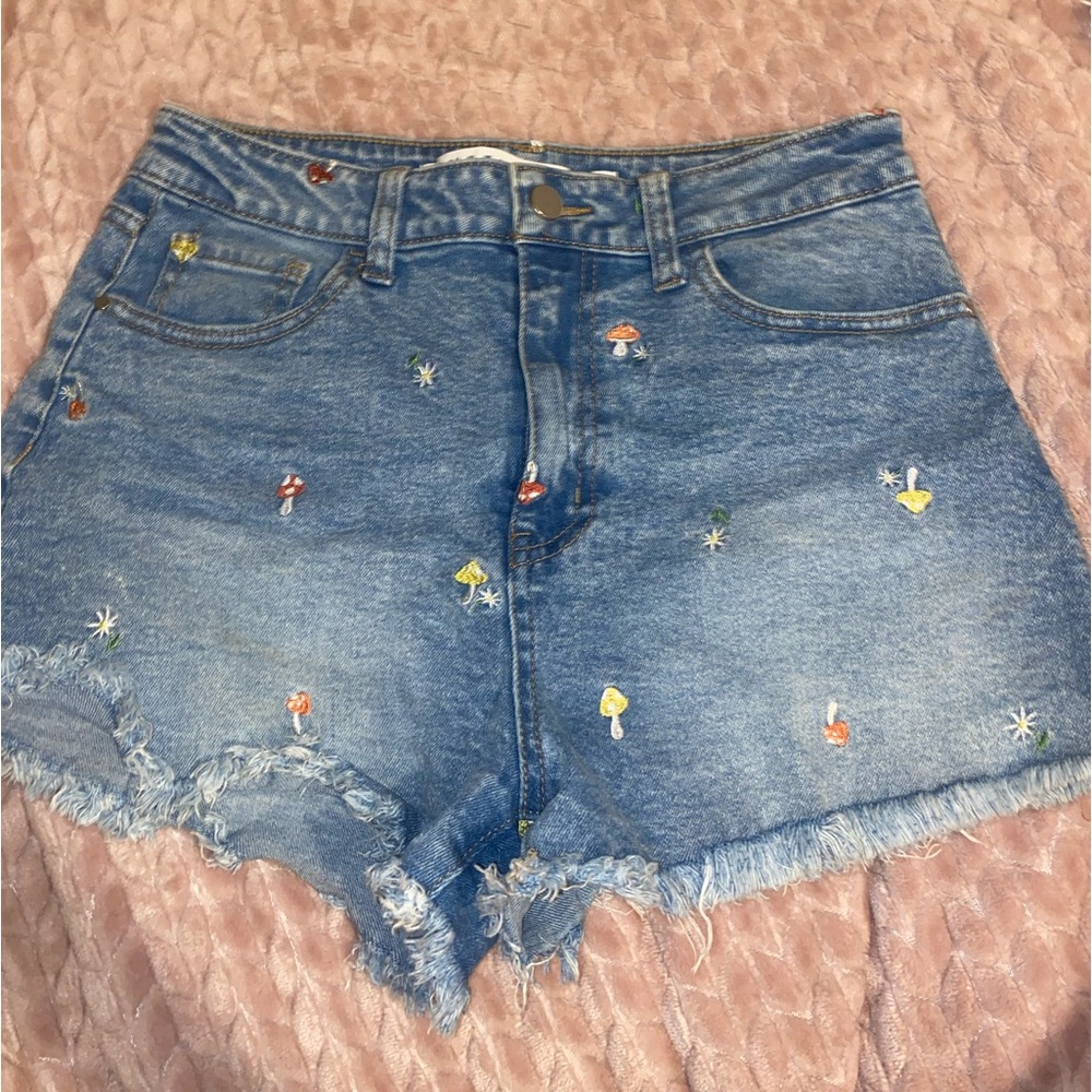 Cute little mushroom shorts🍄